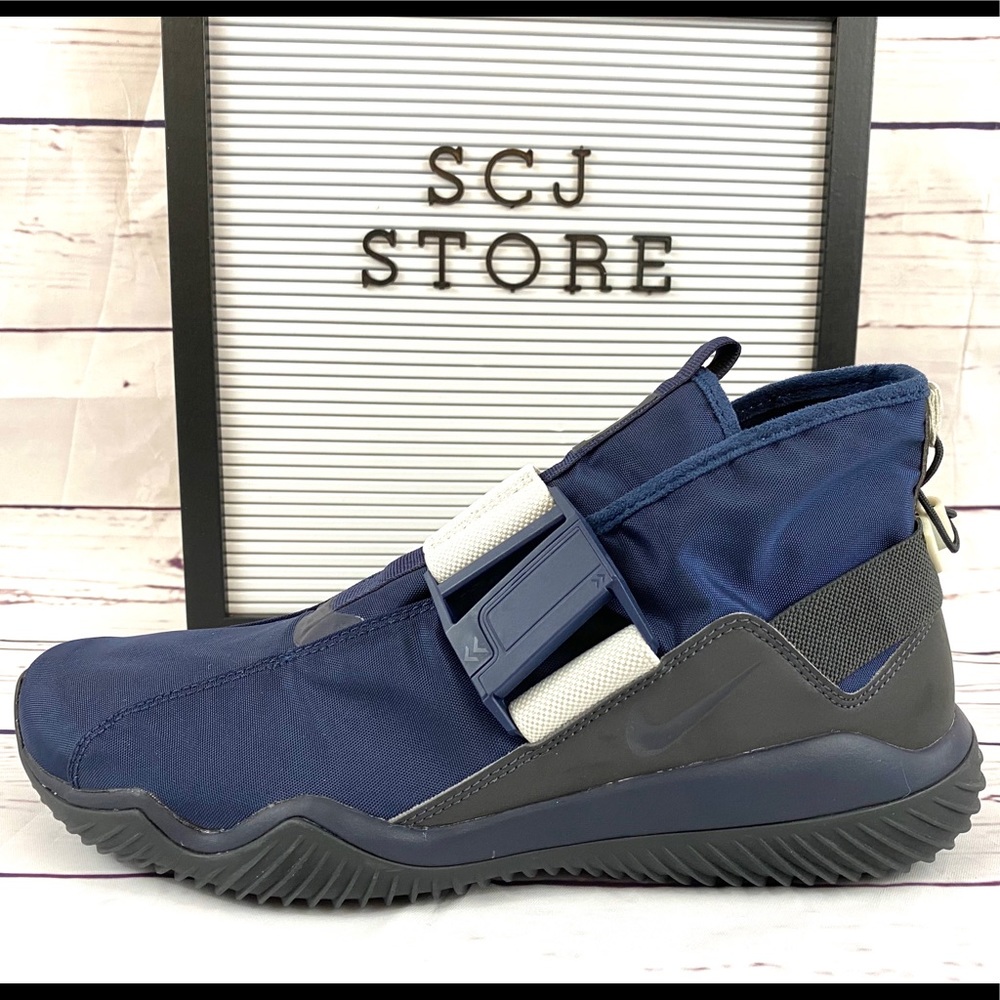 NIKE Komyuter SE Trainer Mens Size 10 Obsidian